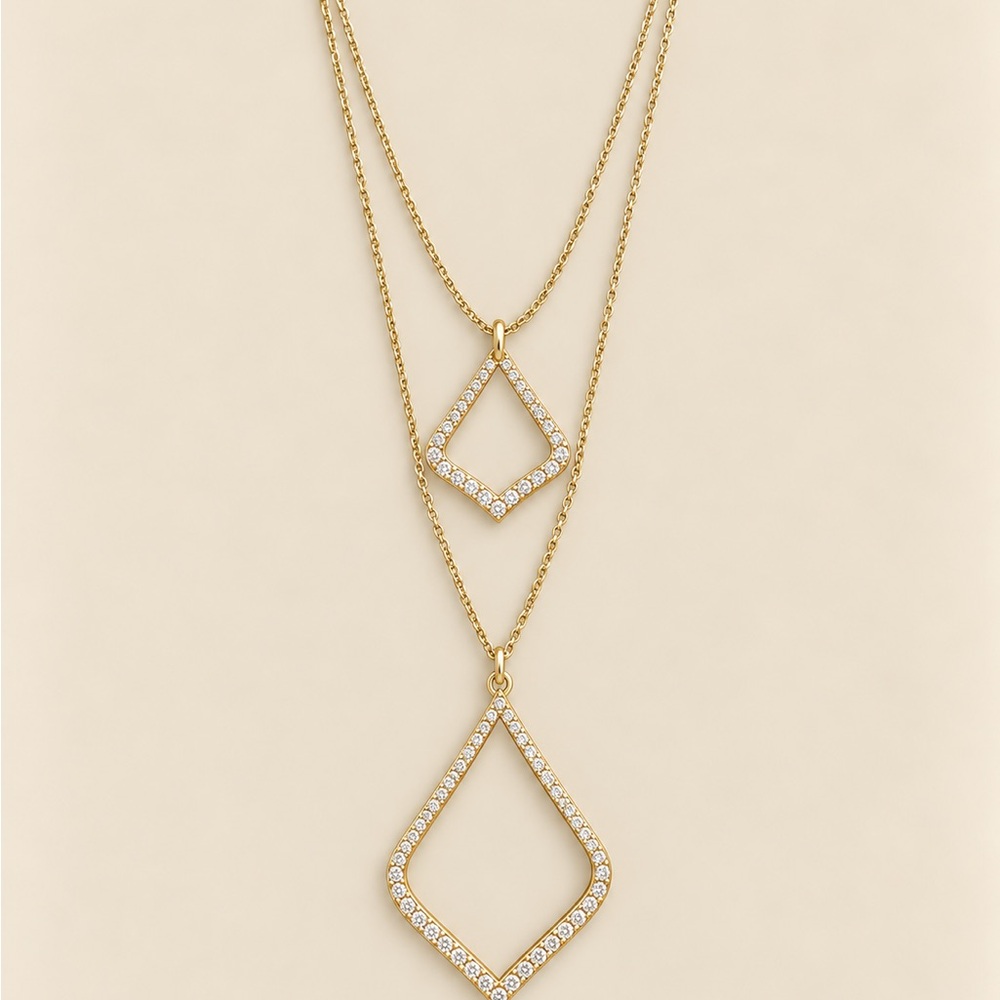 Elegant Gold-Tone Pendant Necklace 30 inch chain